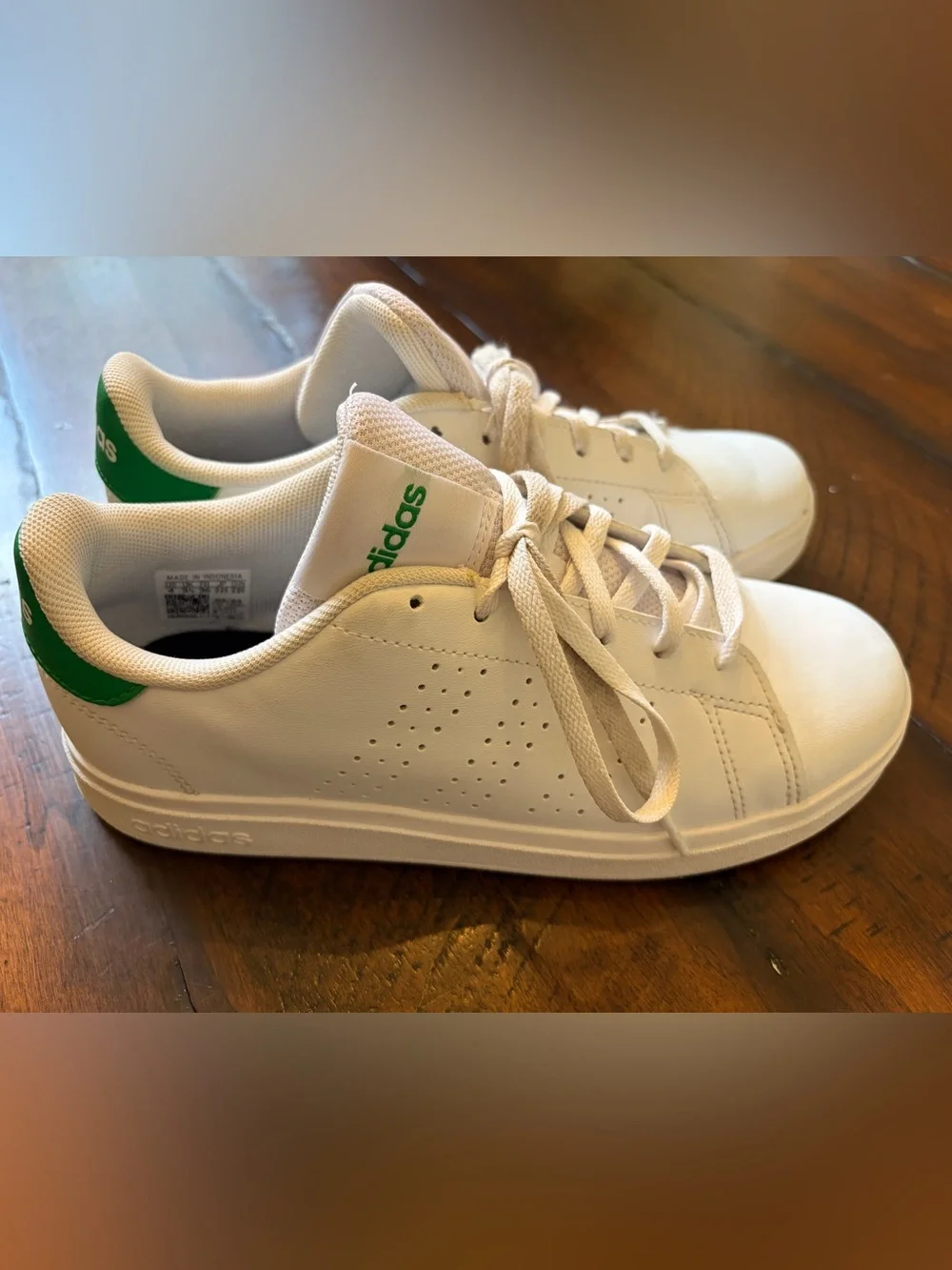 adidas youth sneakers